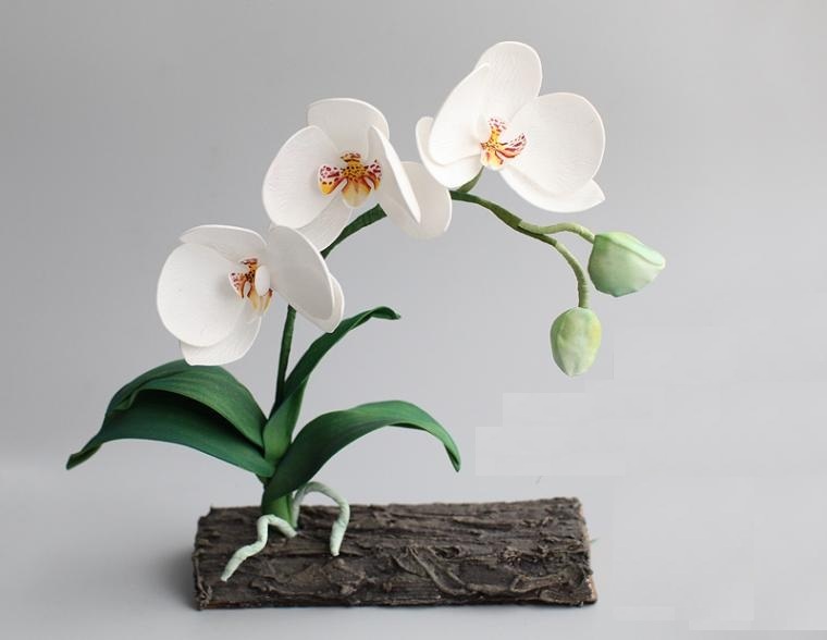 Белая орхидея из фоамирана