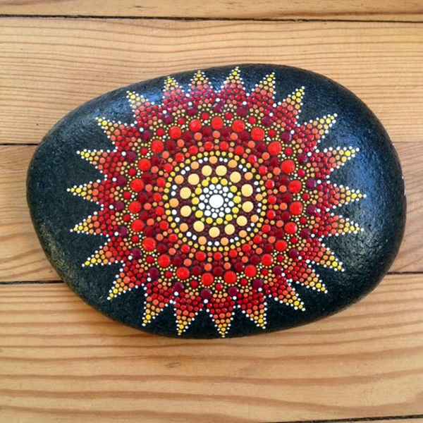DIY Mandala Stone Patterns To Copy (10)