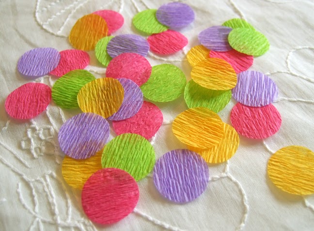 Crepe Paper Bouquet Tutorial and many other crepe paper tutorials!